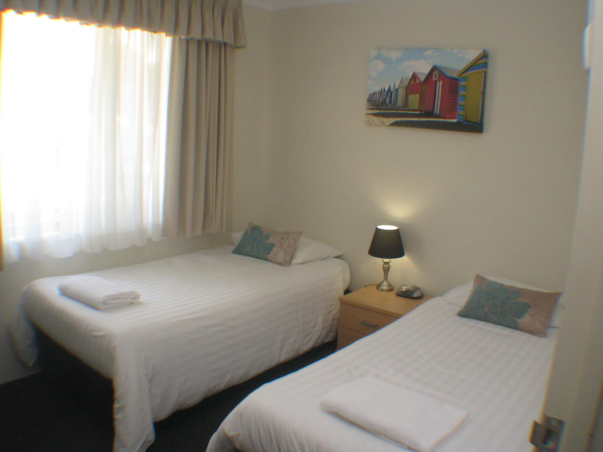 נלסון ביי Beaches Serviced Apartments מראה חיצוני תמונה